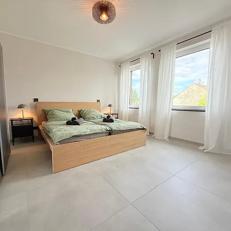 Comfort With Smart Home, Balcony, Wallbox & Bus Stop