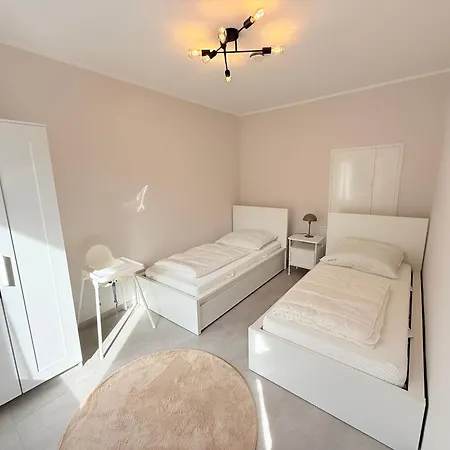 Comfort With Smart Home, Balcony, Wallbox & Bus Stop Appartement *