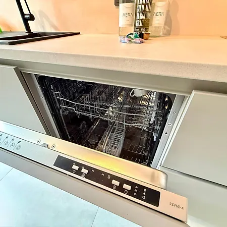Comfort With Smart Home, Balcony, Wallbox & Bus Stop Apartment