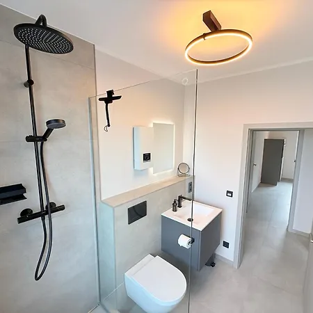 Comfort With Smart Home, Balcony, Wallbox & Bus Stop Appartement *