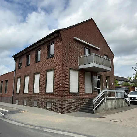 Comfort With Smart Home, Balcony, Wallbox & Bus Stop *